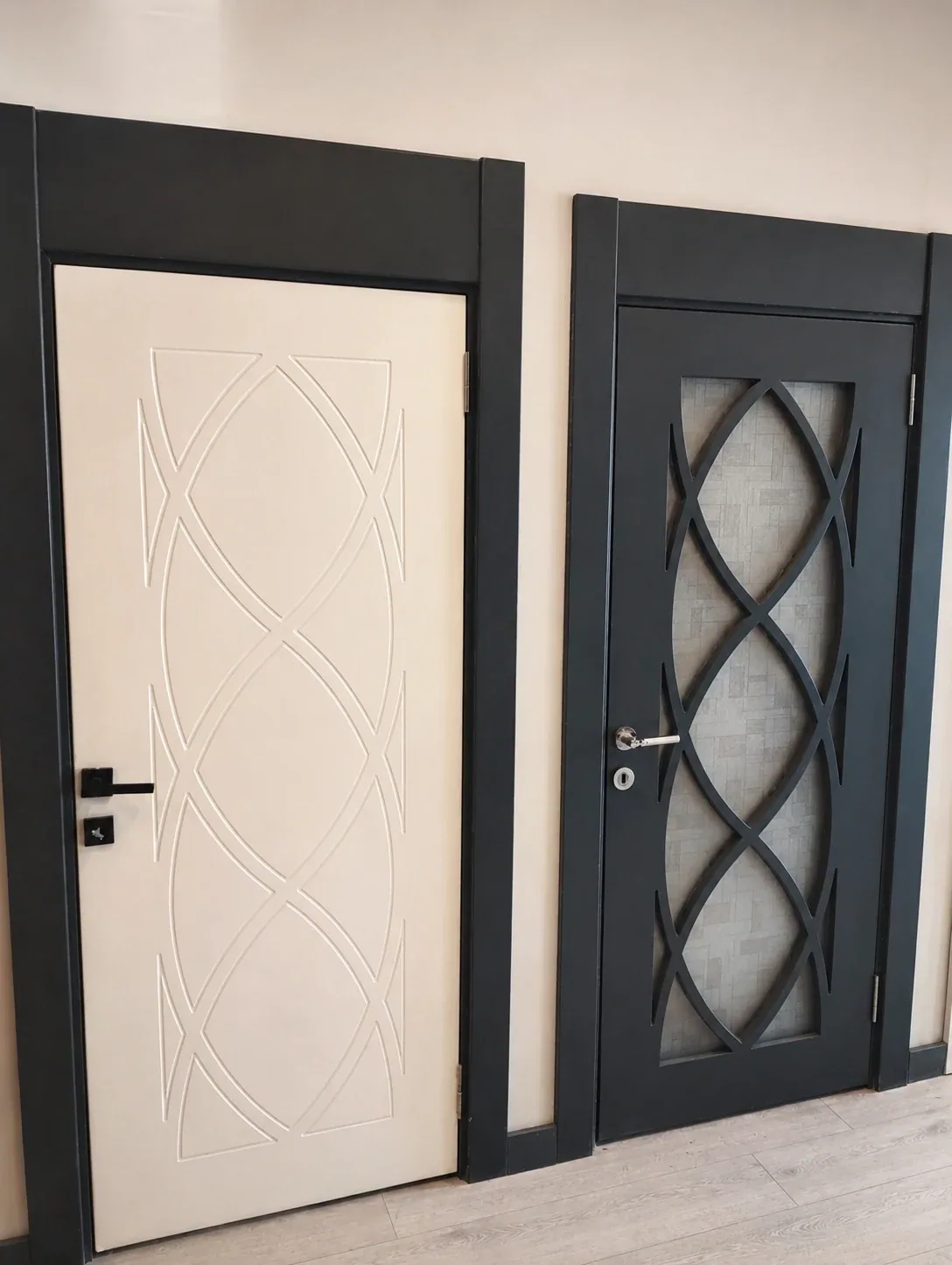 Kapı & Kapı Kolları — Amerikan panel kapı, çelik kapı yenileme ve kol değişimi.